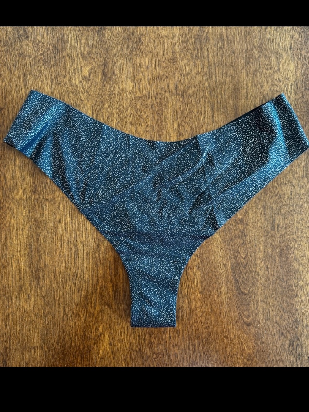 Skims Naked Shine Dipped Thong  Onyx Small - Picture 2 of 4